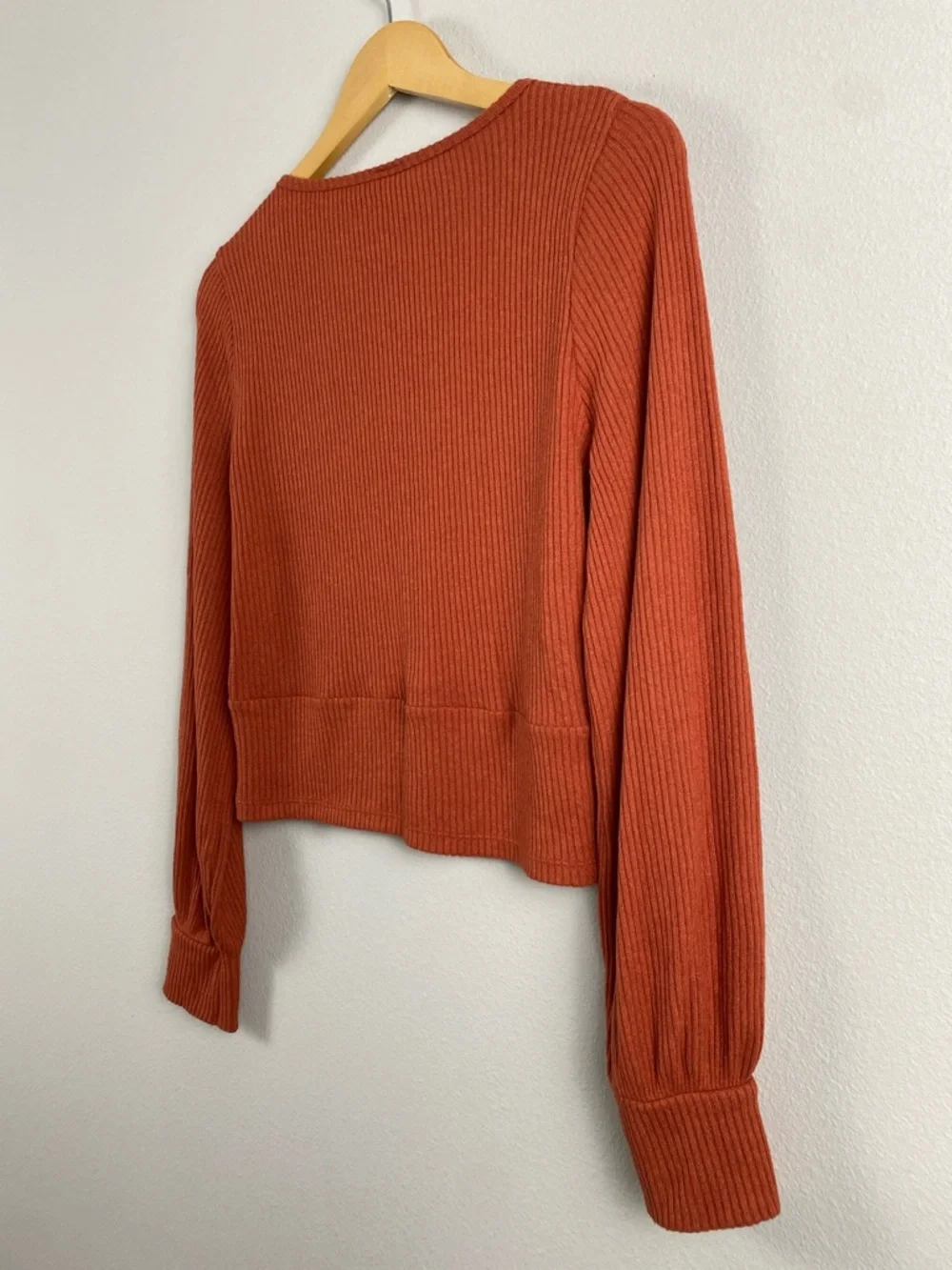 Hollister Ribbed Knit Long Sleeve Top/Tee | V Neck | Rust - Picture 8 of 14